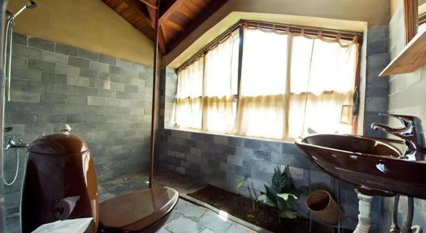 Hananoie - A Permaculture Resort Pokhara Exterior photo